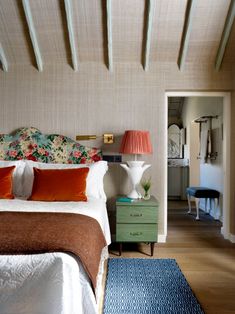 Image from Every Room Should Sing by Beata Heumann (Rizzoli)